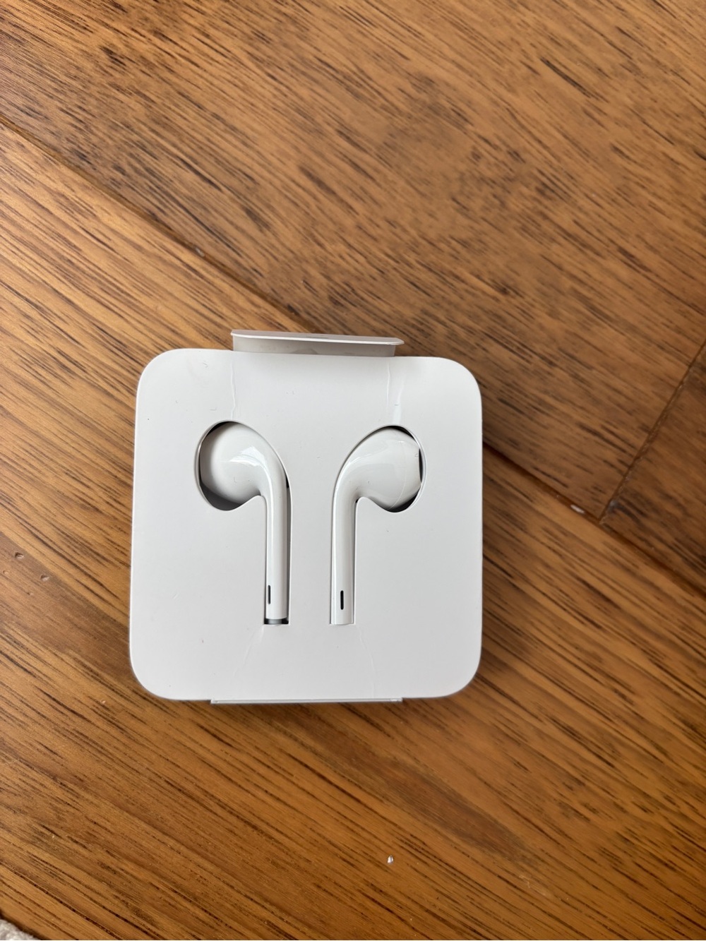 Apple EarPods w/Lightning Connector Wired Headphones – New in Original Packaging